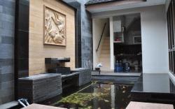 Gallery 7